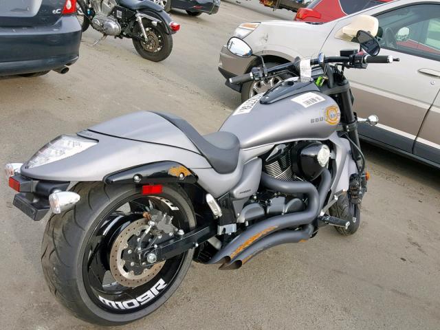 JS1VY53A0H2100707 - 2017 SUZUKI VZR1800 GRAY photo 9