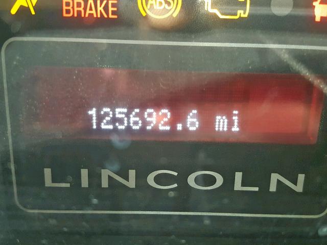 5LMFU27527LJ20654 - 2007 LINCOLN NAVIGATOR WHITE photo 8