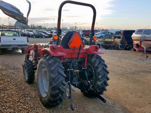 26G160712238 - 2017 OTHER TRACTOR RED photo 3