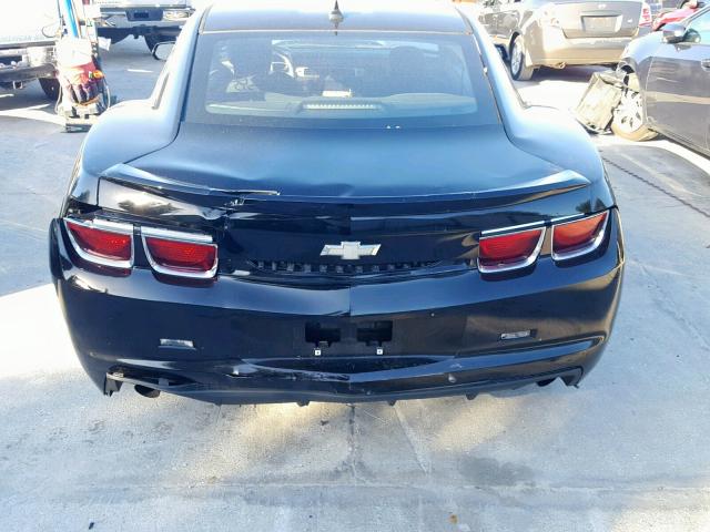 2G1FA1E33C9138943 - 2012 CHEVROLET CAMARO LS BLACK photo 9