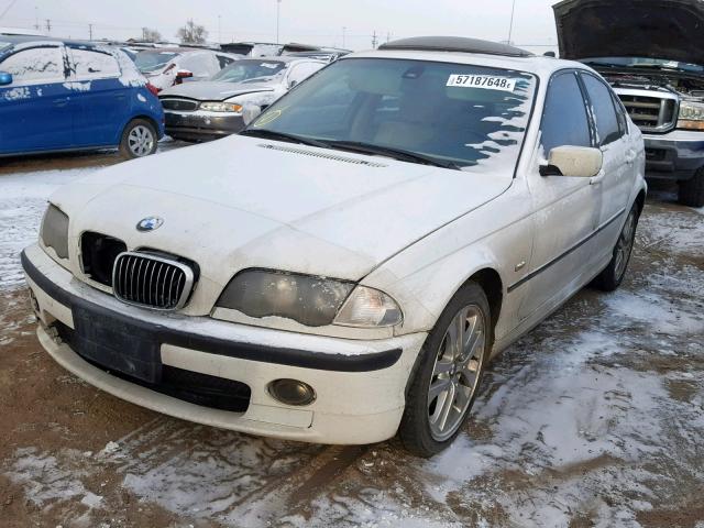 WBAAV53421JS94222 - 2001 BMW 330 I WHITE photo 2