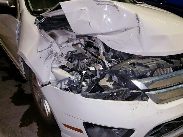 3FAHP0GAXBR114299 - 2011 FORD FUSION S WHITE photo 9