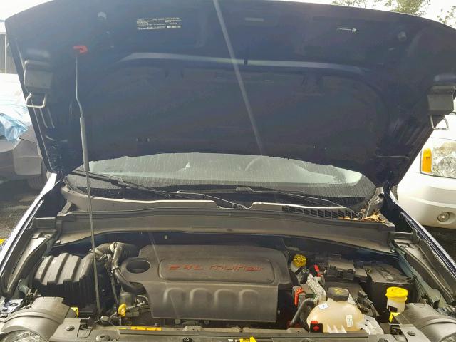 ZACCJAAB7HPE70242 - 2017 JEEP RENEGADE S Bənövşəyi foto 7