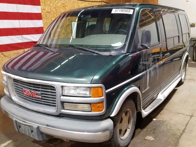 1GDFG15R411240663 - 2001 GMC SAVANA RV GREEN photo 2