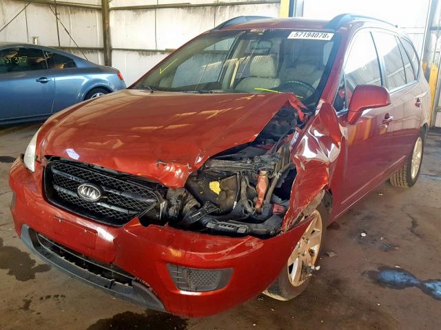 KNAFG526687153082 - 2008 KIA RONDO LX RED photo 2