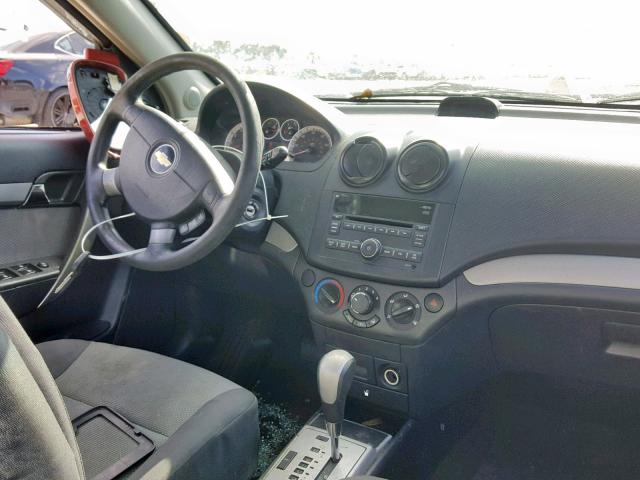 KL1TD66E29B606190 - 2009 CHEVROLET AVEO LS RED photo 9