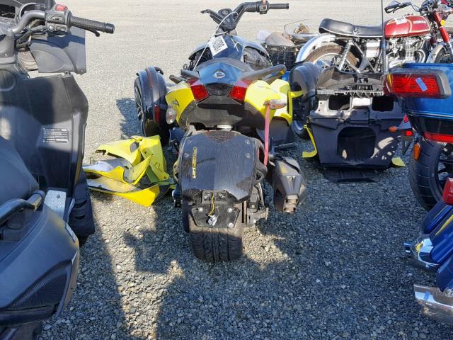 2BXNABC18EV000089 - 2014 CAN-AM SPYDER YELLOW photo 3