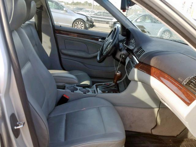 WBAEW53474PN33912 - 2004 BMW 330 XI SILVER photo 5