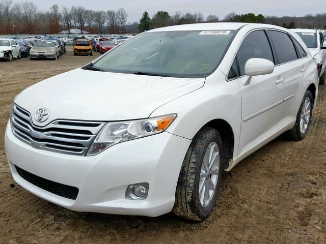 4T3ZA3BB2BU038980 - 2011 TOYOTA VENZA BASE WHITE photo 2