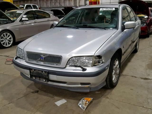 YV1VS2554YF563426 - 2000 VOLVO S40 SILVER photo 2