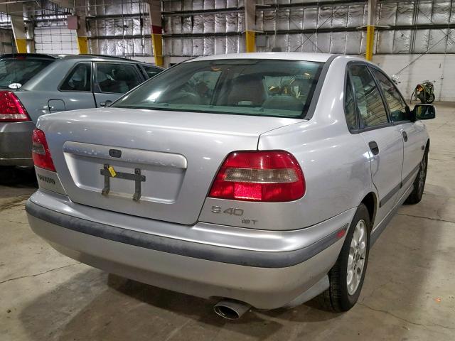 YV1VS2554YF563426 - 2000 VOLVO S40 SILVER photo 4