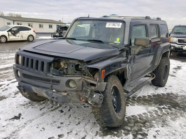 5GTDN136168270950 - 2006 HUMMER H3 BLACK photo 2