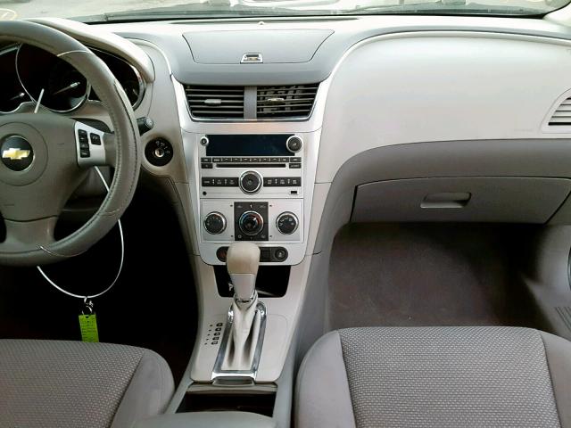 1G1ZC5E01CF145272 - 2012 CHEVROLET MALIBU 1LT SILVER photo 9