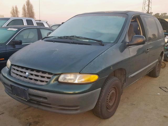 2P4FP25B7VR208767 - 1997 PLYMOUTH VOYAGER GREEN photo 2