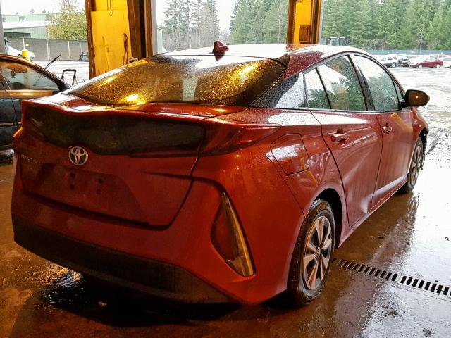 JTDKARFP0H3064743 - 2017 TOYOTA PRIUS PRIM 红色 照片 4