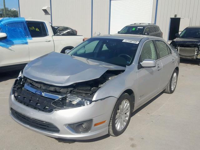 3FADP0L32BR265840 - 2011 FORD FUSION HYB SILVER photo 2