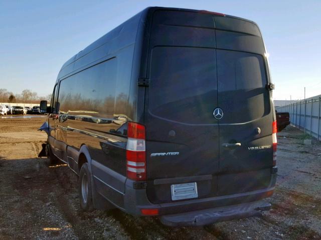 WD3PF4CC3FP173046 - 2015 MERCEDES-BENZ SPRINTER 3 BLACK photo 3