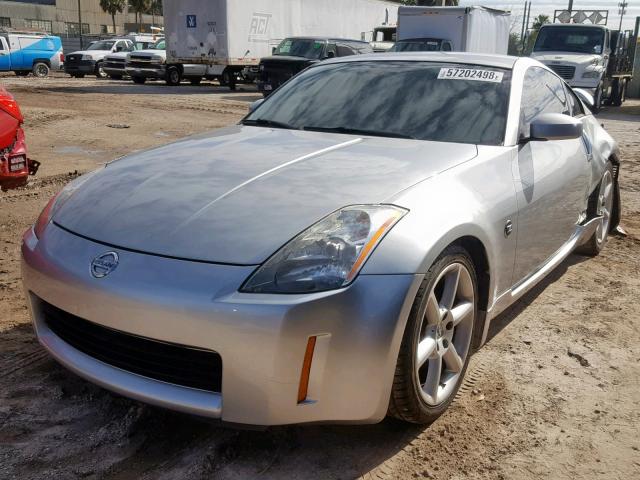 JN1AZ34D63T109447 - 2003 NISSAN 350Z COUPE SILVER photo 2