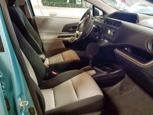 JTDKDTB36E1061568 - 2014 TOYOTA PRIUS C BLUE photo 5