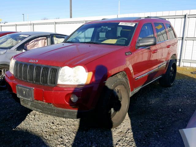 1J4HR58205C532635 - 2005 JEEP GRAND CHER RED photo 2