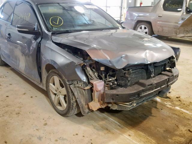 3VW3L7AJ3BM105021 - 2011 VOLKSWAGEN JETTA TDI GRAY photo 9