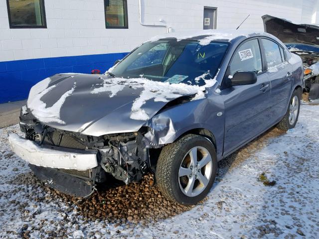 JM1BK32F761466176 - 2006 MAZDA 3 I GRAY photo 2