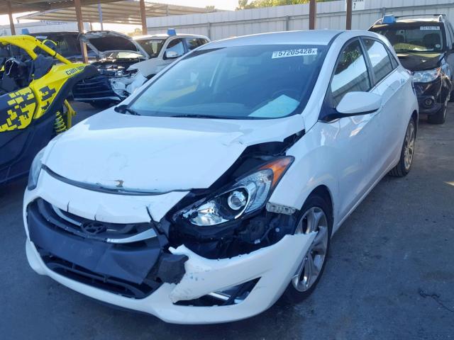 KMHD35LEXDU073299 - 2013 HYUNDAI ELANTRA GT WHITE photo 2