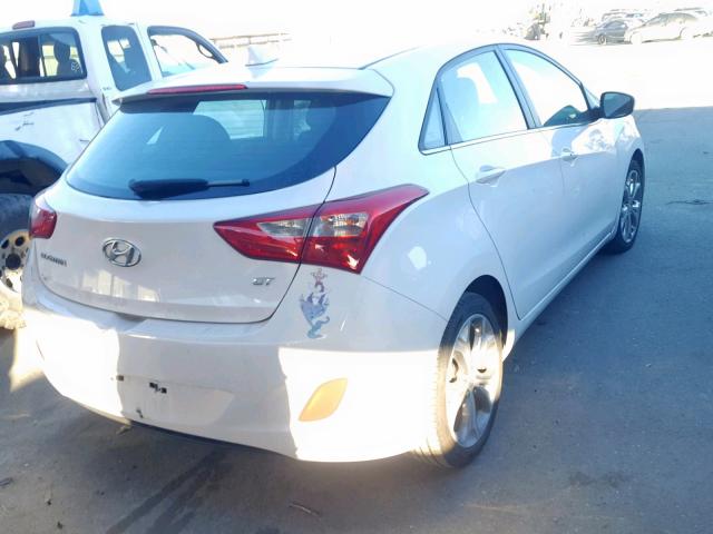 KMHD35LEXDU073299 - 2013 HYUNDAI ELANTRA GT WHITE photo 4