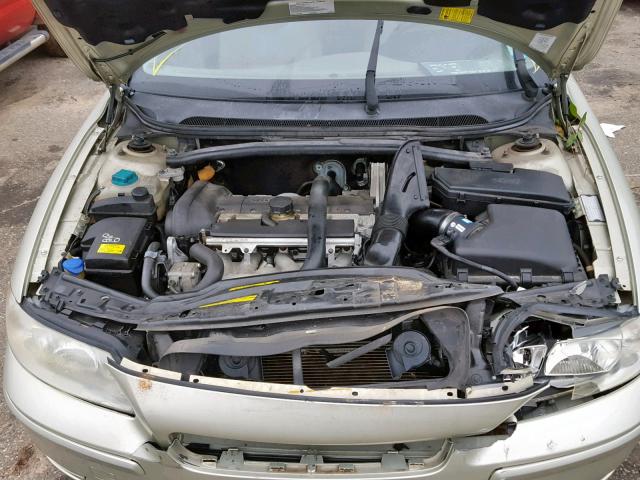 YV1RS592652474060 - 2005 VOLVO S60 2.5T GOLD photo 7