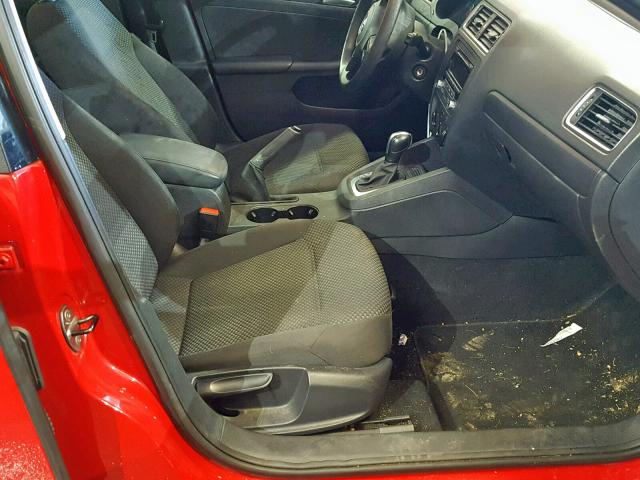 3VW2K7AJ9EM220788 - 2014 VOLKSWAGEN JETTA BASE 红色 照片 5