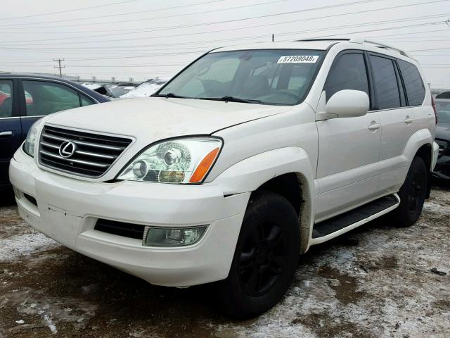 JTJBT20X250081161 - 2005 LEXUS GX 470 WHITE photo 2