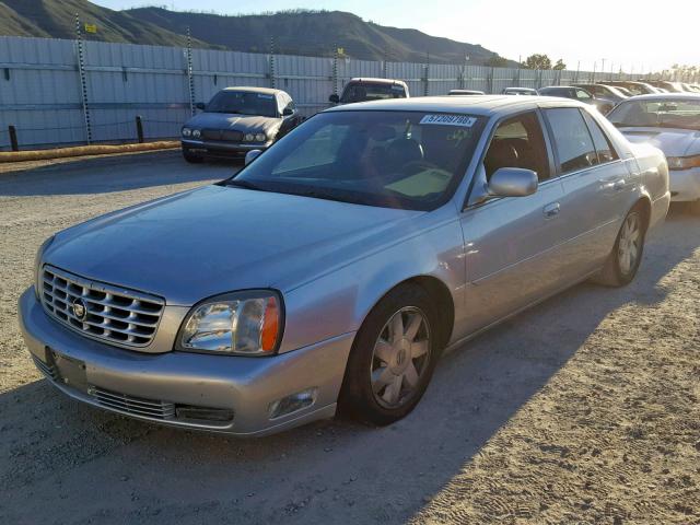 1G6KF57954U194602 - 2004 CADILLAC DEVILLE DT SILVER photo 2