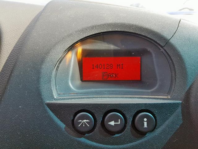 2G2WS522941278622 - 2004 PONTIAC GRAND PRIX SILVER photo 8