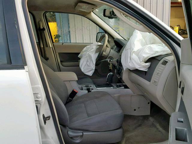 1FMCU59379KA11909 - 2009 FORD ESCAPE HYB WHITE photo 5