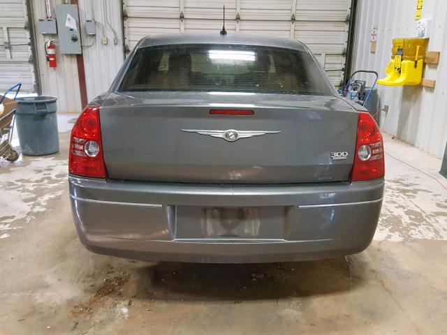 2C3KA53G18H269163 - 2008 CHRYSLER 300 TOURIN GRAY photo 10