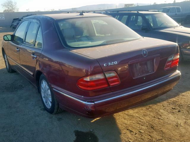 WDBJF65J3YB008034 - 2000 MERCEDES-BENZ E 320 RED photo 3