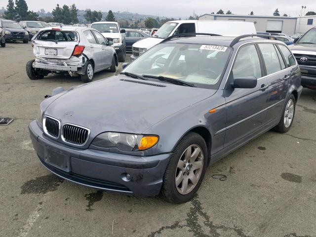 WBAAX13443PJ00423 - 2003 BMW 325 IT GRAY photo 2