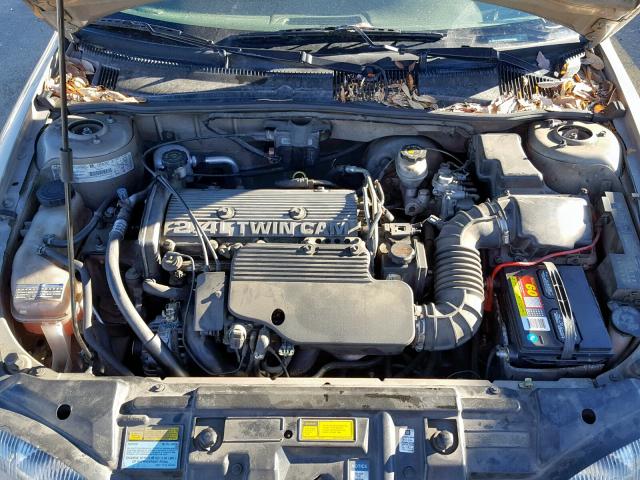 1G1JF52T1V7114927 - 1997 CHEVROLET CAVALIER L GOLD photo 7