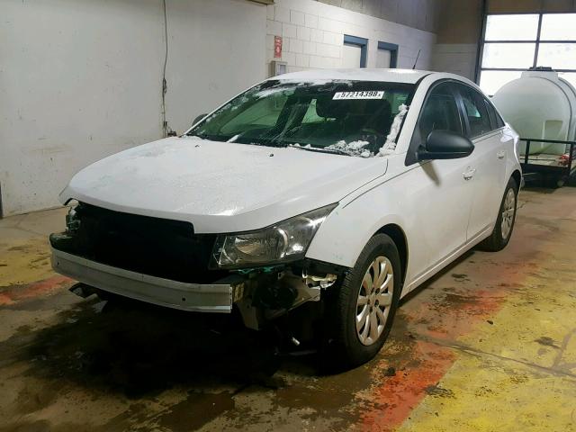 1G1PC5SH1B7288796 - 2011 CHEVROLET CRUZE LS WHITE photo 2