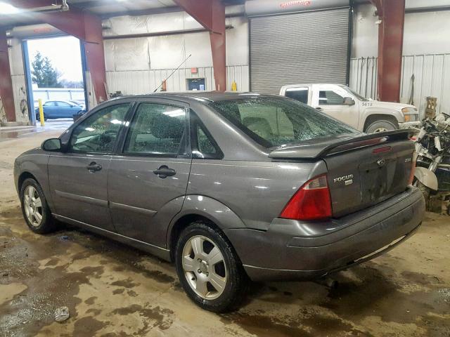 1FAHP34NX6W197759 - 2006 FORD FOCUS ZX4 GRAY photo 3