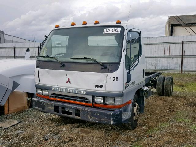 JW6BBF1H5XL003432 - 1999 MITSUBISHI FE 649 WHITE photo 2