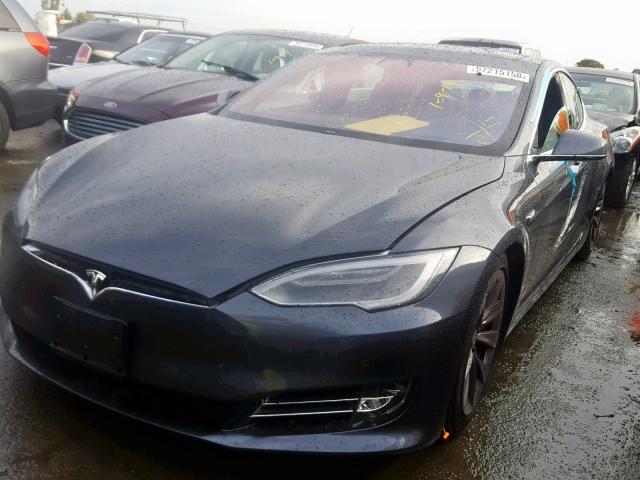 5YJSA1E22HF225216 - 2017 TESLA MODEL S GRAY photo 2