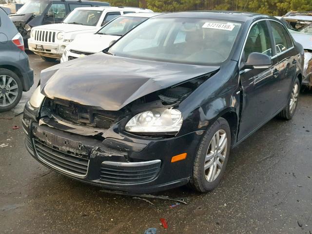 3VWEG71K07M187772 - 2007 VOLKSWAGEN JETTA WOLF BLACK photo 2