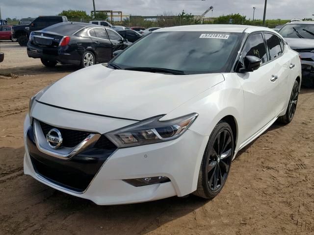 1N4AA6AP8HC391396 - 2017 NISSAN MAXIMA 3.5 WHITE photo 2