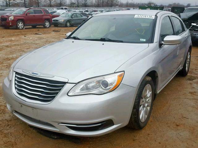 1C3CCBAB1CN320150 - 2012 CHRYSLER 200 LX SILVER photo 2