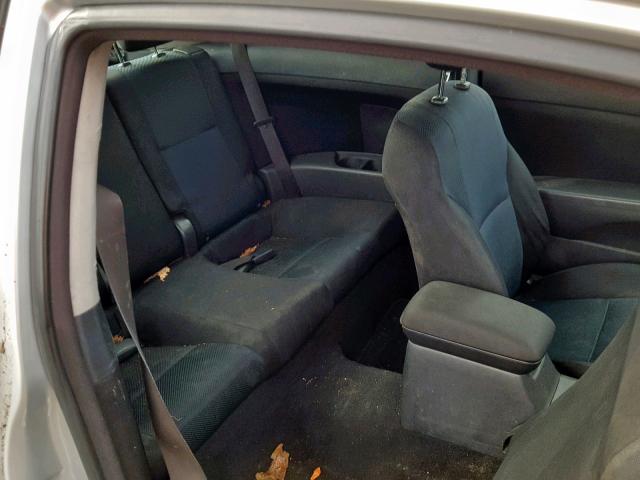 JTKDE177460089438 - 2006 TOYOTA SCION TC 银色 照片 6