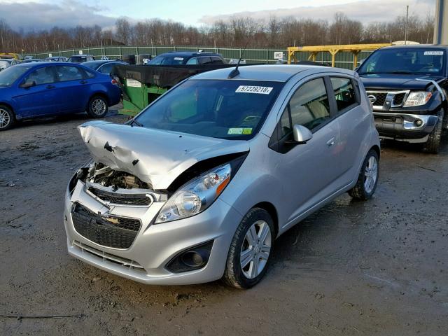 KL8CD6S93FC717251 - 2015 CHEVROLET SPARK 1LT SILVER photo 2