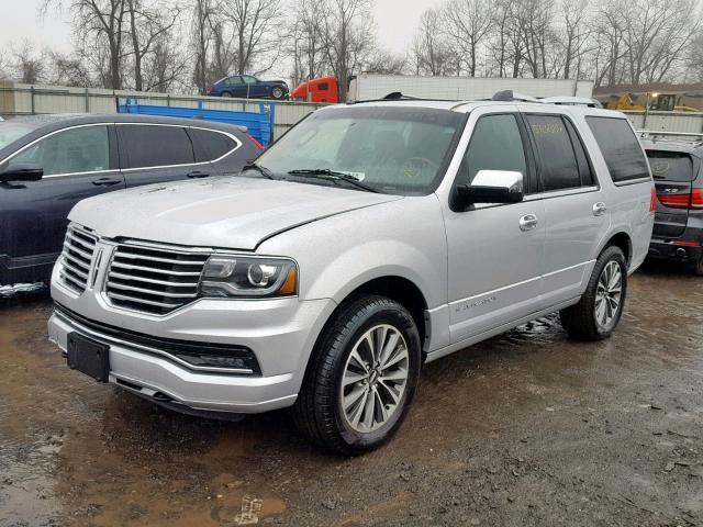 5LMJJ2JT2HEL13841 - 2017 LINCOLN NAVIGATOR 银色 照片 2