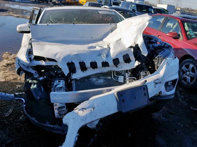 1C4PJLLB1KD266276 - 2019 JEEP CHEROKEE L WHITE photo 9