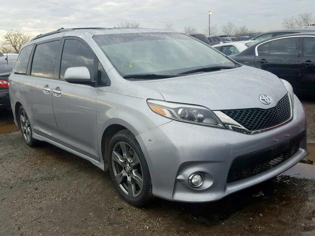 5TDXZ3DC9HS829832 - 2017 TOYOTA SIENNA SE SILVER photo 1